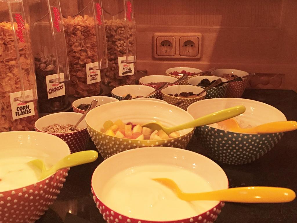 Hotel Dr Otto Murr B&B ซังคท์อันทอนอัมอาร์ลแบร์ก ภายนอก รูปภาพ